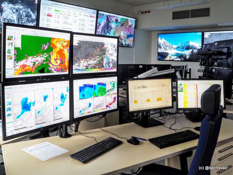 The monitoring room at ZAMG