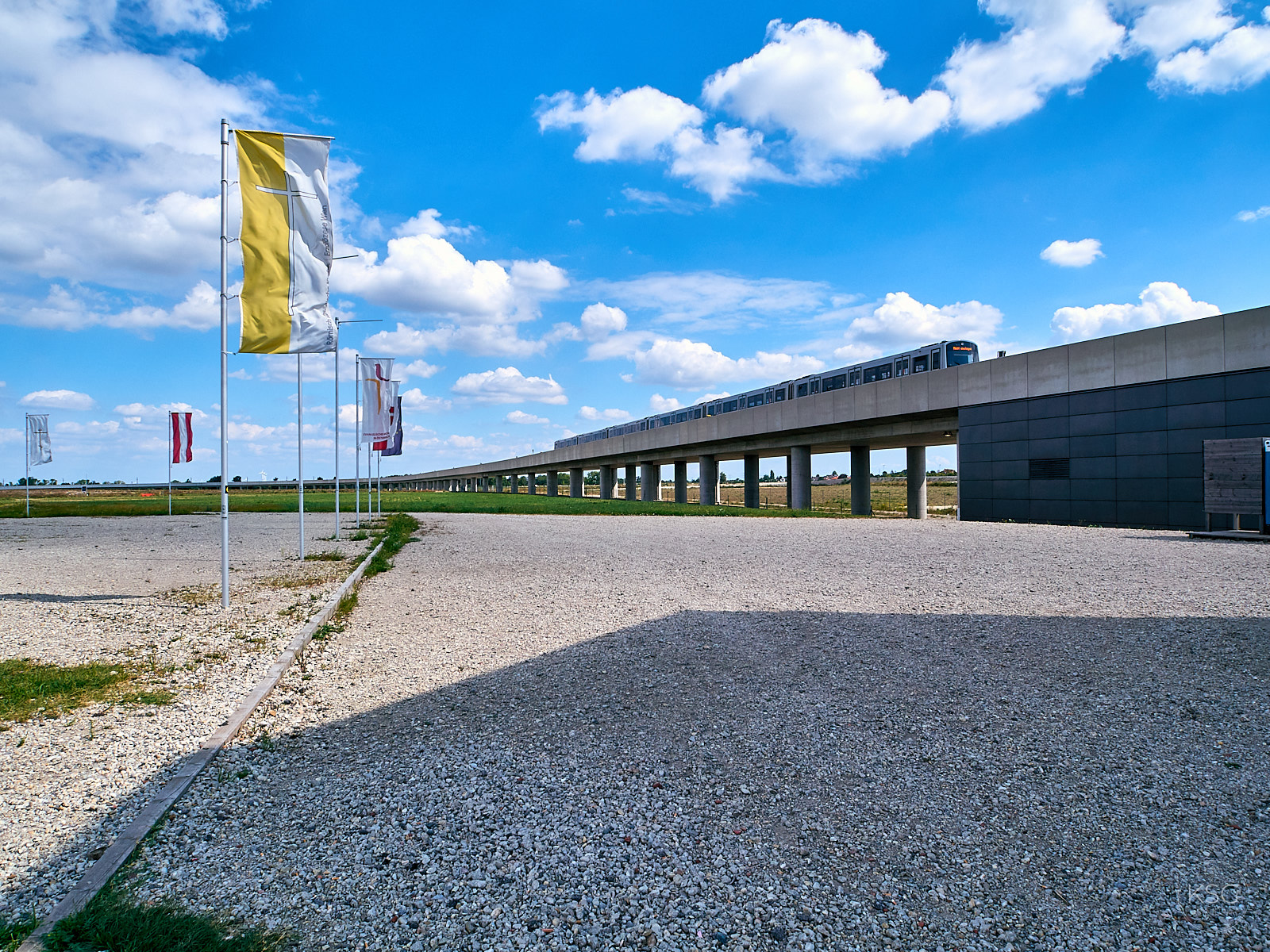 U2 arriving at Seestadt