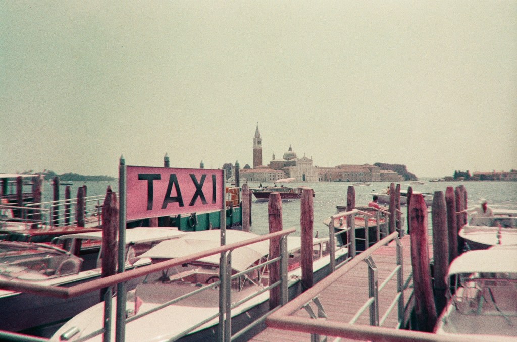 Back to analogue – Part 1: Venice,&nbsp;lomified